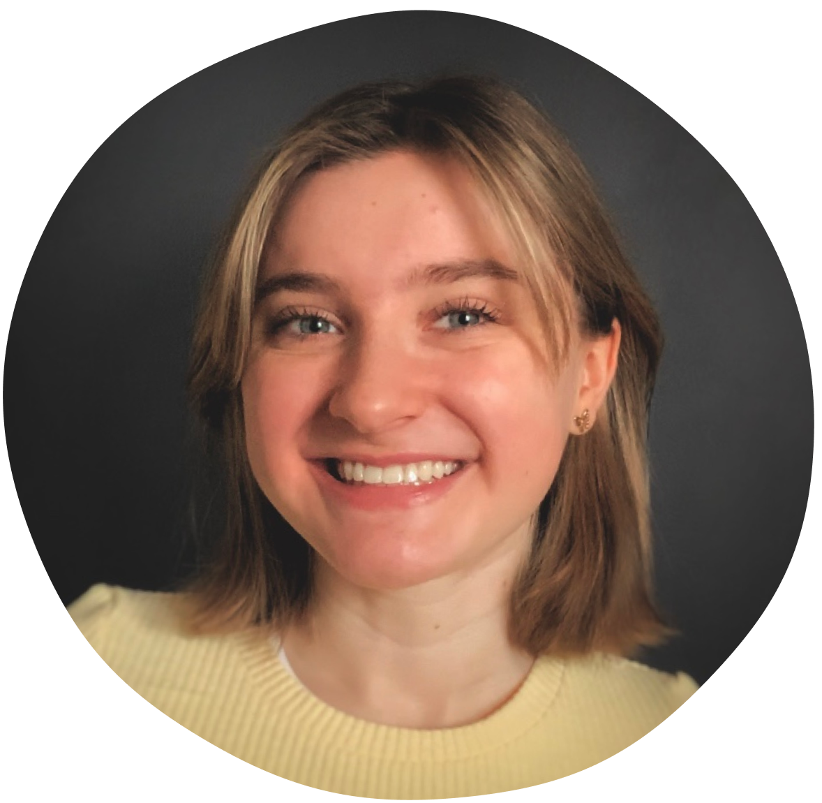 Sophia Straub Headshot